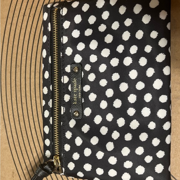 Authentic Kate Spade cosmetic pouch - Picture 1 of 3